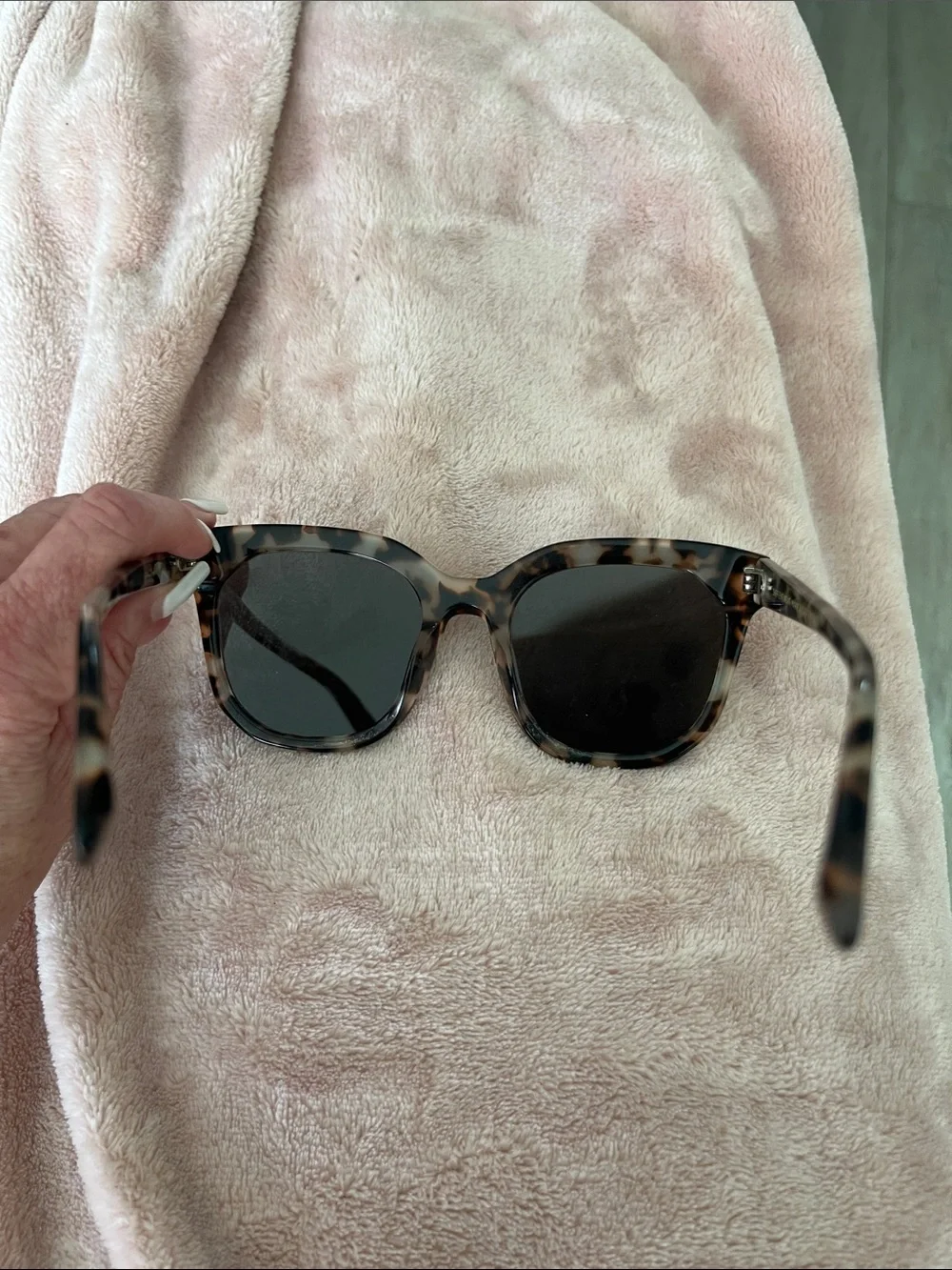 Diff Eyewear Tortoiseshell Sunglasses with Brown Lenses